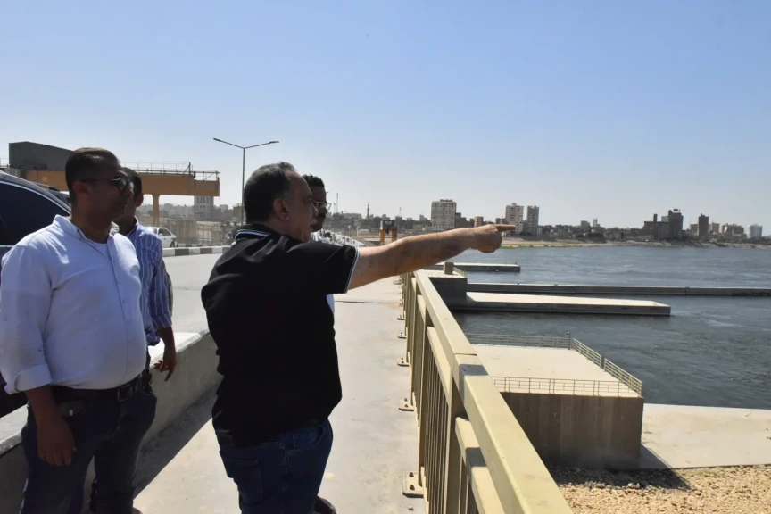في إطار متابعة الموقف المائي.. محافظ أسيوط يزور قناطر أسيوط الجديدة ويؤكد الأوضاع مستقرة ومناسيب النيل في المعدلات الطبيعية