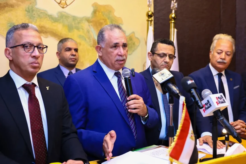 نقيب المحامين: لم أطالب بتأجيل مناقشة مشروع قانون الإجراءات الجنائية وإنما أيدت مقترح إرجاء التطبيق إلى العام القضائي المقبل