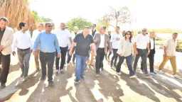 محافظ أسيوط ورئيس هيئة تنمية...