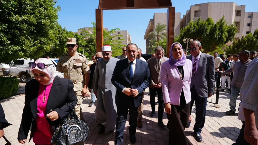 محافظ أسيوط يشهد احتفالية جامعة الأزهر للوجه القبلي بالذكرى الـ52 لانتصارات أكتوبر المجيدة ”أكتوبر.. معركة العلم والإيمان”