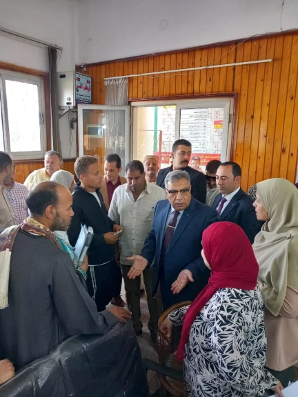 محافظ الدقهلية يتفقد المركز التكنولوجي بدكرنس لمتابعة سير العمل وملفات التصالح وتقنين أملاك الدولة