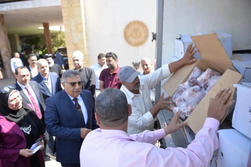 ”دعما للأسر الأولي بالرعاية” محافظ الدقهلية يشهد استلام دفعة جديدة من لحوم صكوك الإطعام باجمالي 2 طن لتوزيعهم على الأسر الأولى بالرعاية