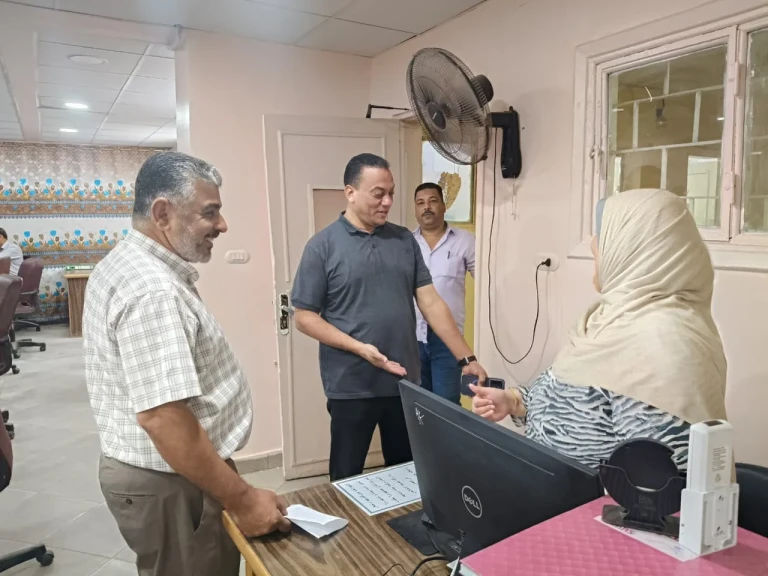 محافظ أسيوط يشدد على متابعة المراكز التكنولوجية لإنهاء ملفات التصالح والتقنين بسرعة ودقة