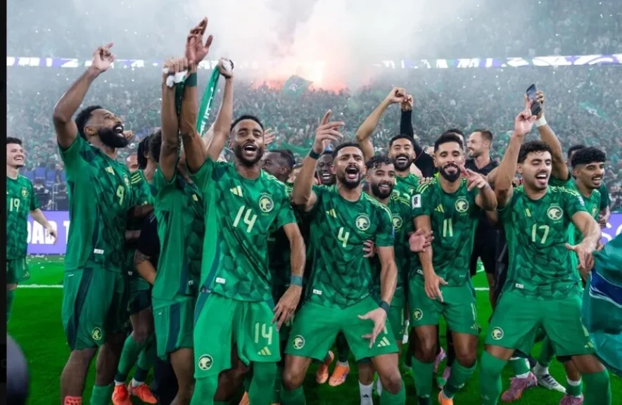 علاء مبارك يهنئ الشعب السعودى بتأهل إلى كأس العالم 2026