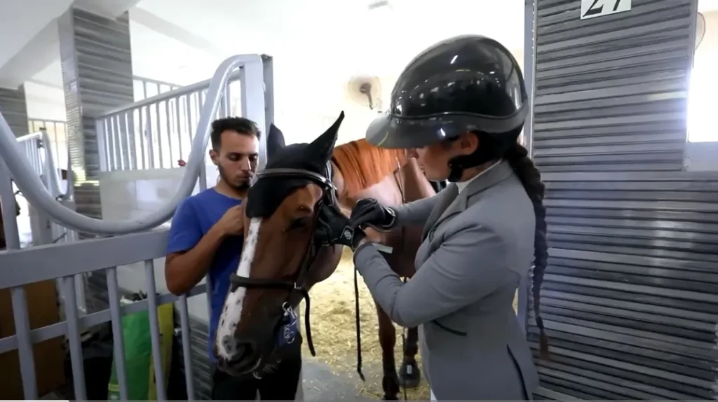 شاهد بالفيديو .. أغنية إعدها قطاع الإعلام والعلاقات بوزارة الداخلية بمناسبة البطولة الدولية لرياضة قفز الموانع