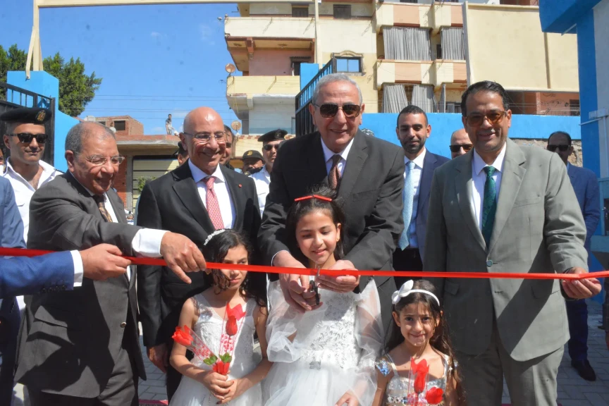 محافظ الغربية يفتتح أول مدرسة للتكنولوجيا التطبيقية والغاز والطاقة المتجددة بعروس الدلتا