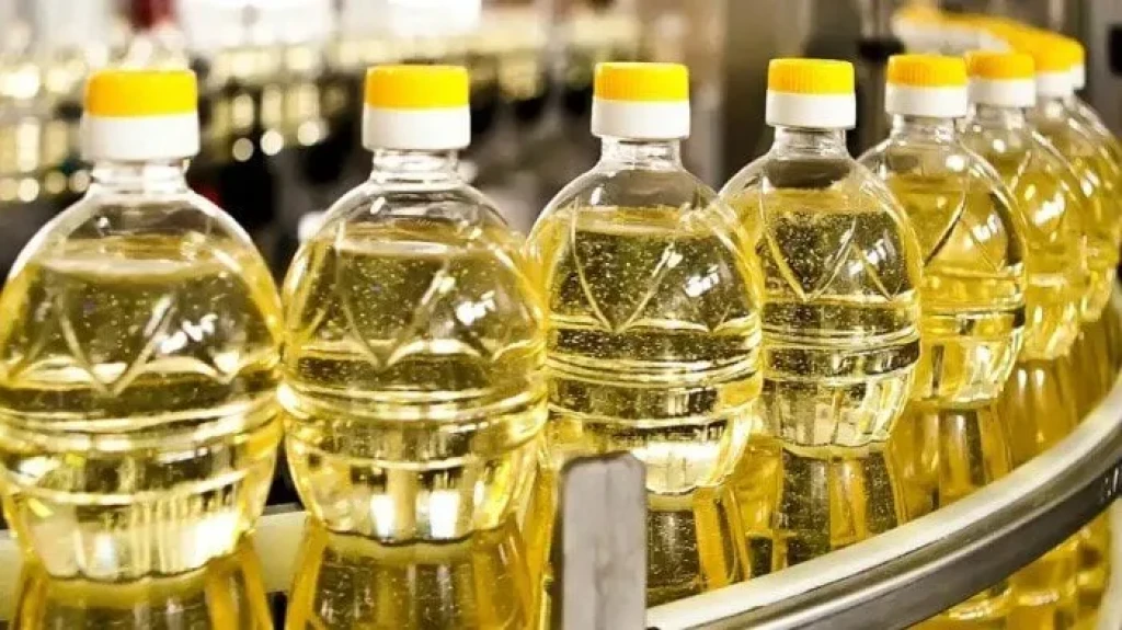 طرح عبوة زيت إضافية على بطاقات التموين بسعر 27 جنيها