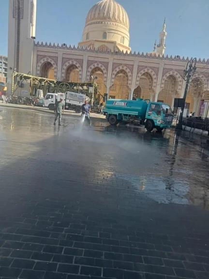 محافظ الغربية يتابع أعمال النظافة ورفع الإشغالات بمحيط المسجد الأحمدي عقب ختام المولد