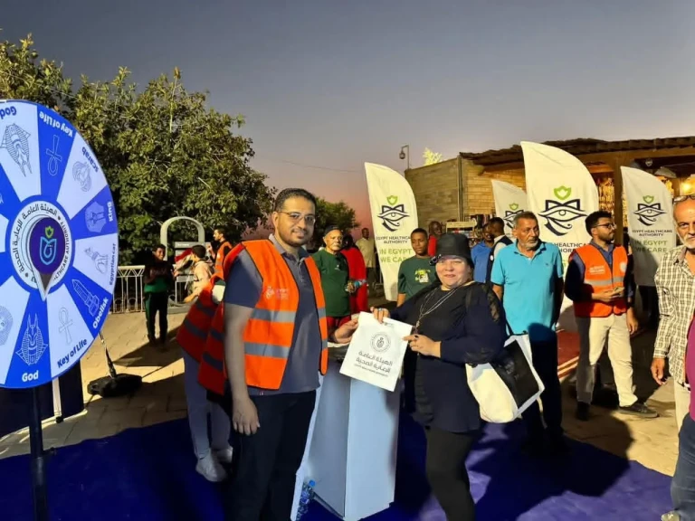 تزامنًا مع الحدث العالمي لتعامد الشمس على وجه رمسيس الثاني بمعبد أبو سمبل فجر اليوم ”هيئة الرعاية الصحية ترفع درجة الجاهزية والاستعداد القصوى بجميع منشآتها بأسوان لخدمة المواطنين والزائرين”