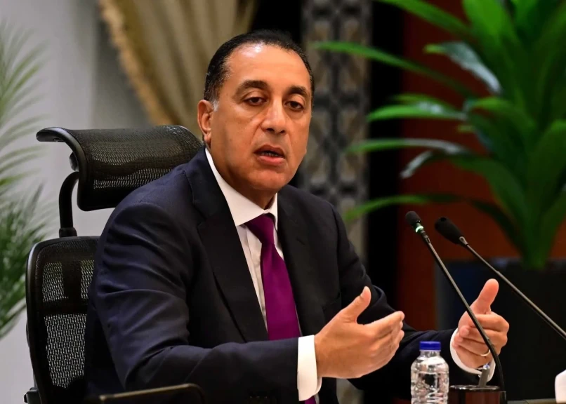 رئيس الوزراء: إتاحة أكبر قدر من الخدمات عبر المنصات الإلكترونية