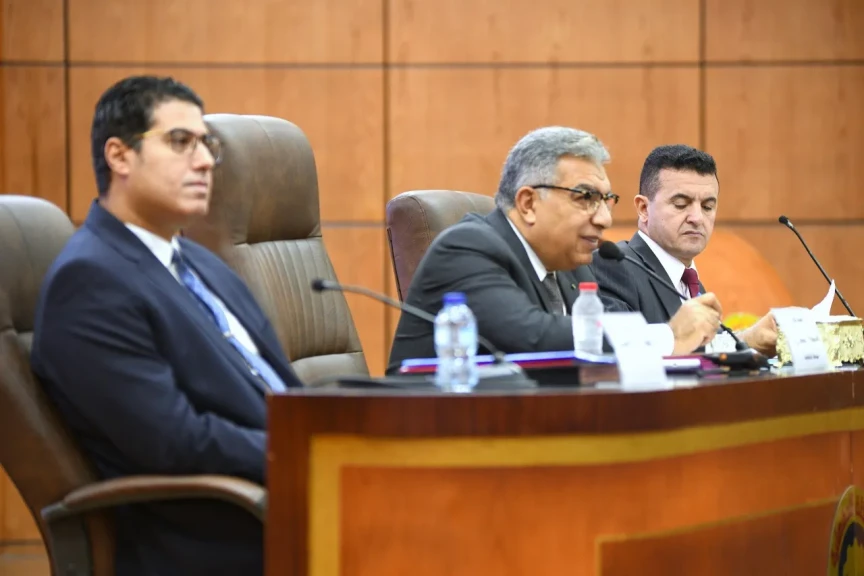 محافظ الدقهلية خلال اجتماع المجلس التنفيذي للمحافظة: -حكمة القيادة السياسية برئاس الرئيس عبد الفتاح السيسي رئيس الجمهورية تجلت في مؤتمر السلام بشرم الشيخ