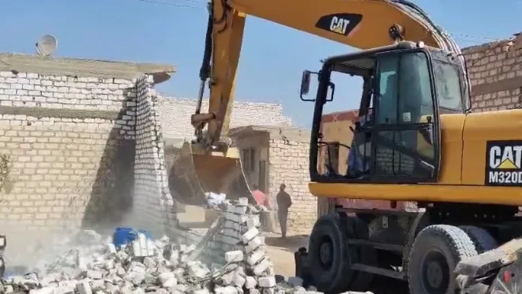 الضرب بيد من حديد.. أسيوط تنجح في استرداد 71 فدانًا من أملاك الدولة