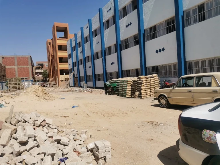 محافظ أسيوط: حملات مكثفة على المنشآت للتفتيش على تطبيق قانون العمل الجديد واشتراطات السلامة والصحة المهنية
