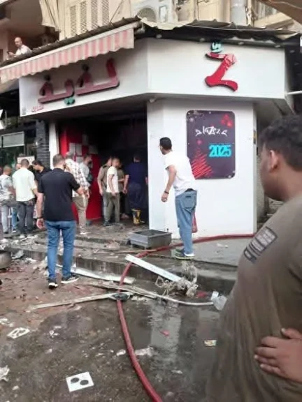 شاهد ..إخماد نيران حريق هائل بمطعم شهير بالمحلة دون اصابات وخسائر بشرية