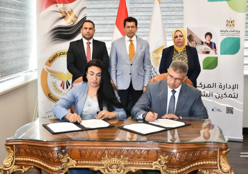 وزير الشباب والرياضة يشهد توقيع اتفاقية تعاون مع مؤسسة الجمهورية الجديدة