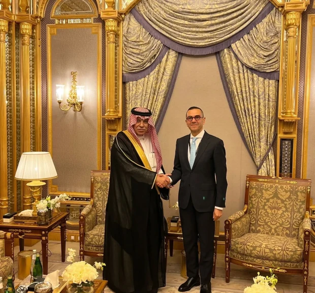 وزير الاستثمار والتجارة الخارجية يبحث مع وزير التجارة السعودي تعزيز العلاقات الاستثمارية والتجارية بين البلدين