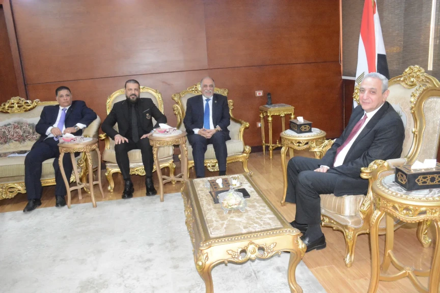 محافظ الغربية يستقبل أعضاء مجلس الشيوخ الجدد.. ويؤكد استمرار التنسيق والتعاون لخدمة المواطن ودعم مسيرة البناء والتنمية