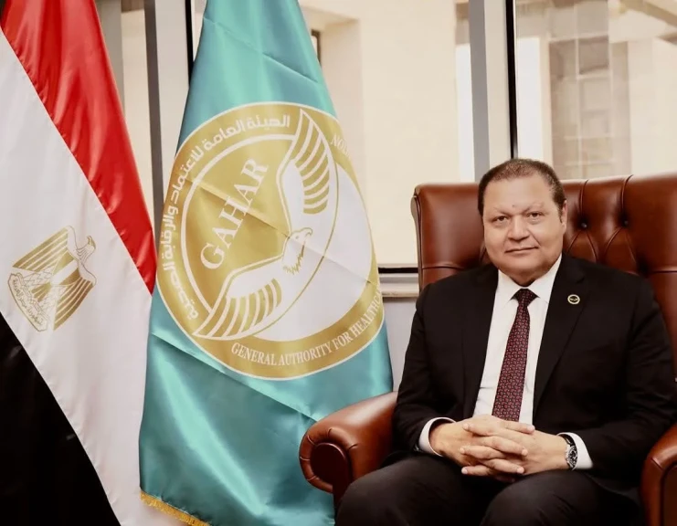 هيئة الاعتماد والرقابة الصحية وجامعة المنيا تطلقان برنامجًا تدريبيًا مكثفًا لتأهيل الكوادر الصحية بالمحافظة على معايير اعتماد المستشفيات (إصدار 2025) بمشاركة 1400 متدرب بمستشفيات جامعة المنيا