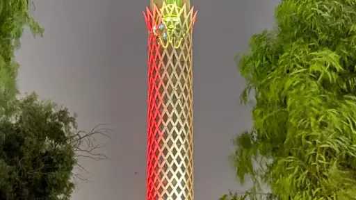 برج القاهرة يتألق لليوم الثاني...