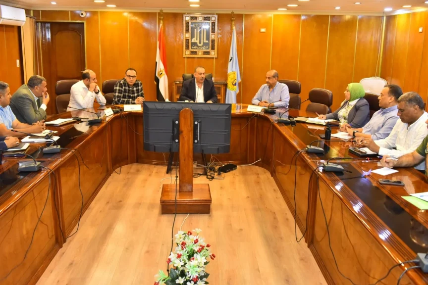 محافظ اسيوط