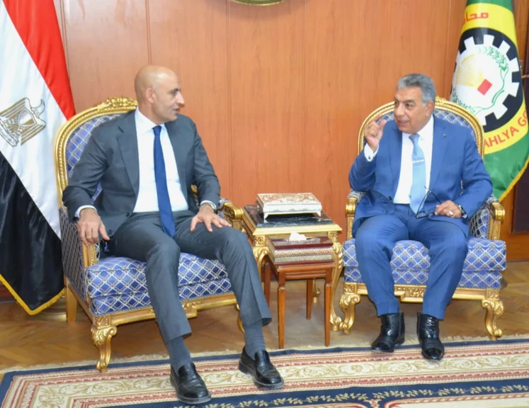 محافظ الدقهليه مع وزير التعليم