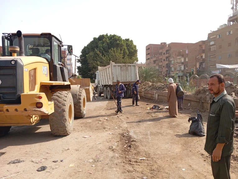 محافظ أسيوط