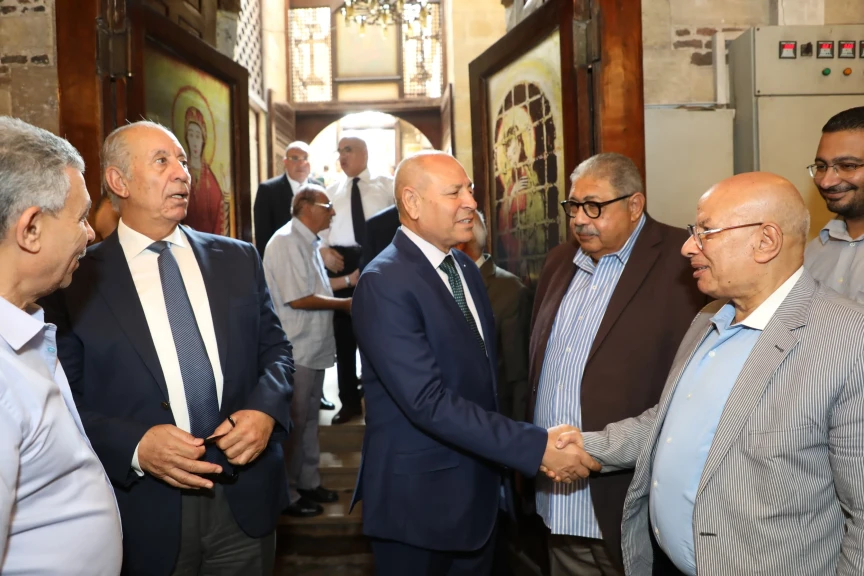 بالصور. ..  جولة محافظ القاهرة التفقدية لمجمع كنائس حارة زويلة الأثرية والمنطقة المحيطة بها