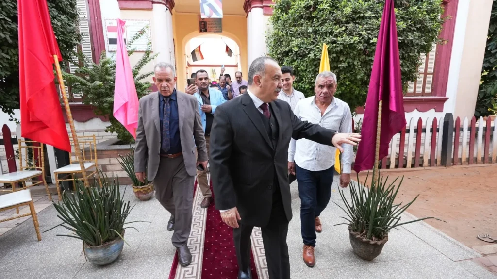 محافظ أسيوط