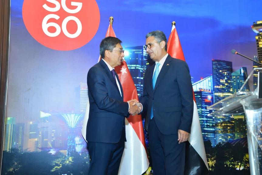 بالإنابة عن رئيس مجلس الوزراء وزير التموين والتجارة الداخلية يشارك في إحتفالية سفارة سنغافورة بالعيد الوطني الستين للاستقلال