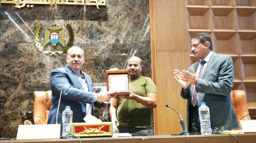 اثناء التكريم