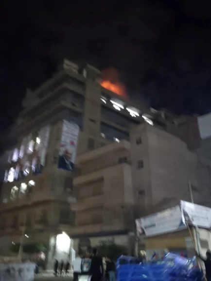 اشتعال حريق هائل بمصنع نسيج بالمحلة وقوات الحماية المدنية تواصل إخماد نيرانه