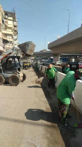 اثناء تنظيف الطرق