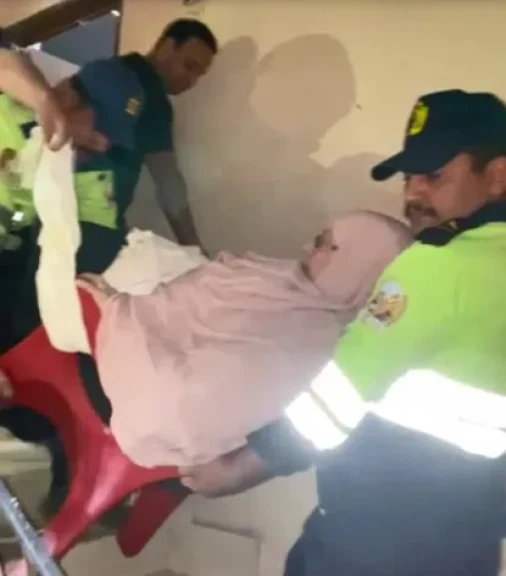 نقل المريضه