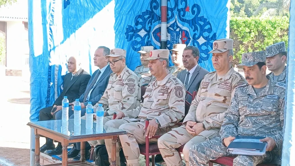 مدير تعليم أسيوط يشهد فعاليات مسابقة اكفأ مدرسة تعليم فنى تأسيس عسكرى بالمدرسة الثانوية الميكانيكية تأسيس عسكرى