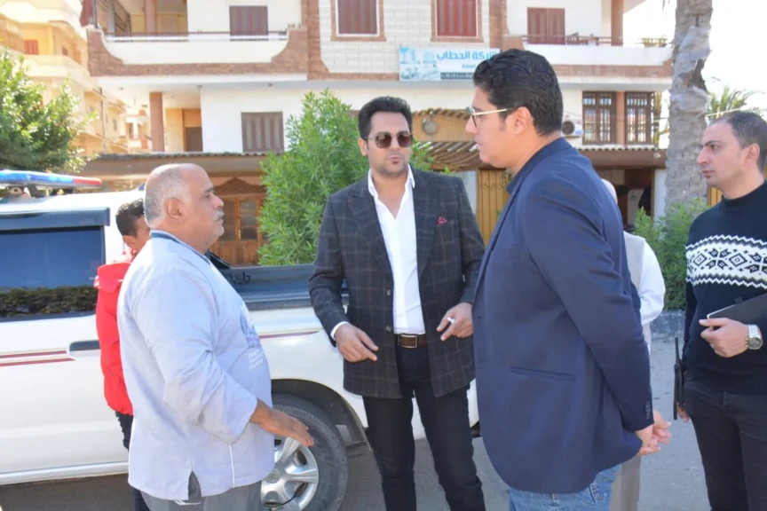 تنفيذاً لتوجيهات اللواء طارق مرزوق محافظ الدقهلية  نائب المحافظ في جولة تفقدية بمدينة جمصة والمنطقة الصناعية بجمصة