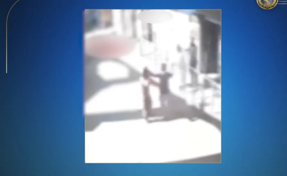 أجهزة الأمن تضبط شخص تعدى على اخر بسلاح أبيض بالمحلة