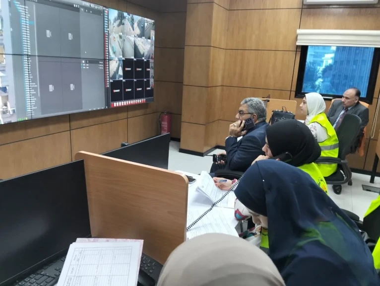 بالصور .. تفاصيل زيارة محافظ الدقهلية لمركز الشبكة الوطنية للطوارئ