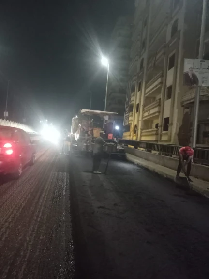 محافظ الدقهلية يتابع أعمال صيانة ورصف شارع عبد السلام عارف وكوبري المرور بالمنصورة