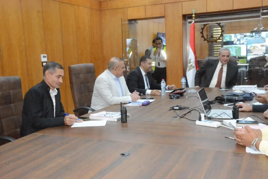 الغربية تواصل عُرسها الديمقراطي.. والمحافظ من مركز السيطرة: غرفة العمليات في حالة انعقاد دائم لمتابعة التصويت لحظة بلحظة