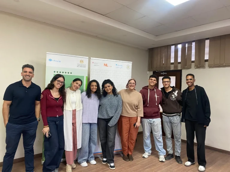 محافظ أسيوط يشيد بفريق ”Bio-Carbon” بعد تأهله لتمثيل مصر في نهائيات مسابقة ”تحدي الشباب” العالمية