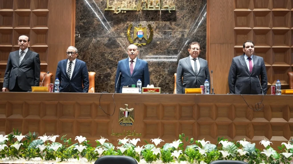 محافظ أسيوط يطلق شراكة استراتيجية مع مجلس الوحدة الاقتصادية العربية لتعزيز التنمية المستدامة