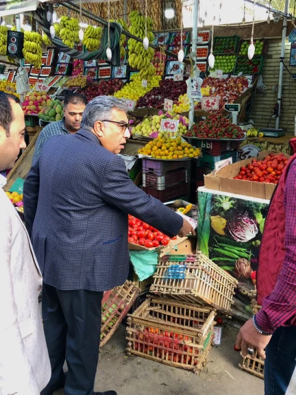 بالصور .. محافظ الدقهلية يقوم بجولة صباحية مفاجئة بحي غرب المنصورة