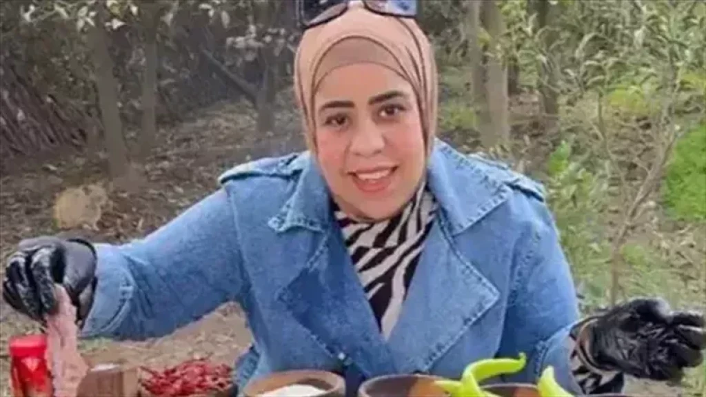 حبس البلوجر أم مكة مع إيقاف التنفيذ وتغريمها 100 ألف جنيه