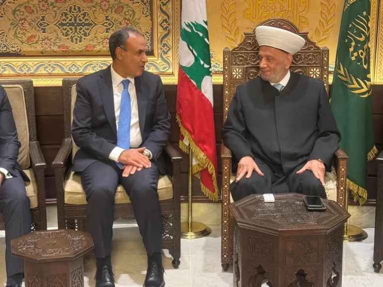 وزير الخارجية يلتقي مفتي الجمهورية اللبنانية