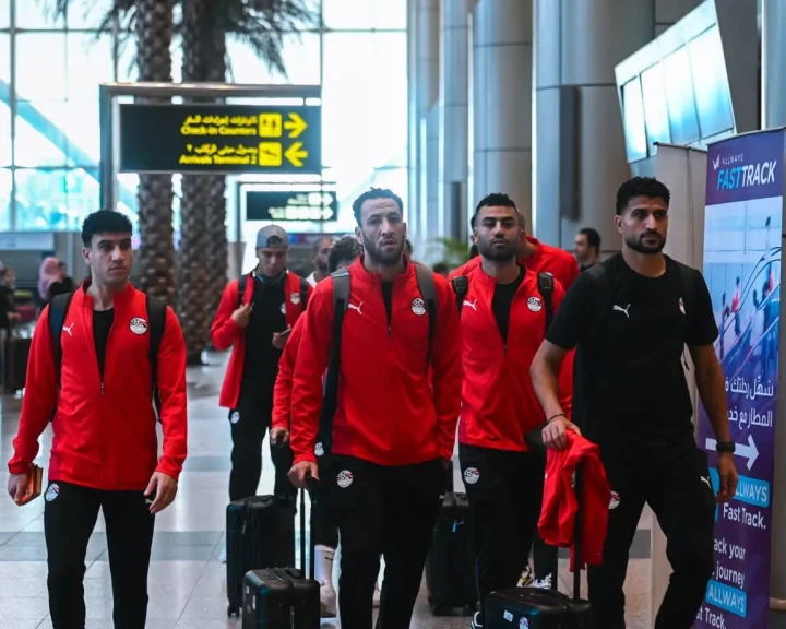 شاهد بالصور ..  منتخب مصر المشارك بـ كأس العرب في الطريق إلى قطر