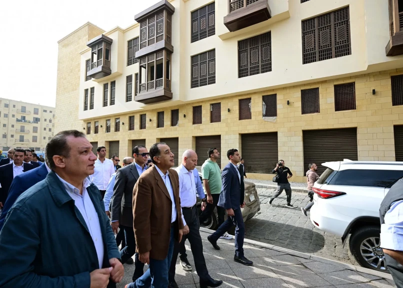 رئيس الوزراء يتفقد منطقة مسجد الحاكم بأمر الله ومشروعي بوتيك أوتيل الشوربجي وبوتيك أوتيل الأرناؤوطي