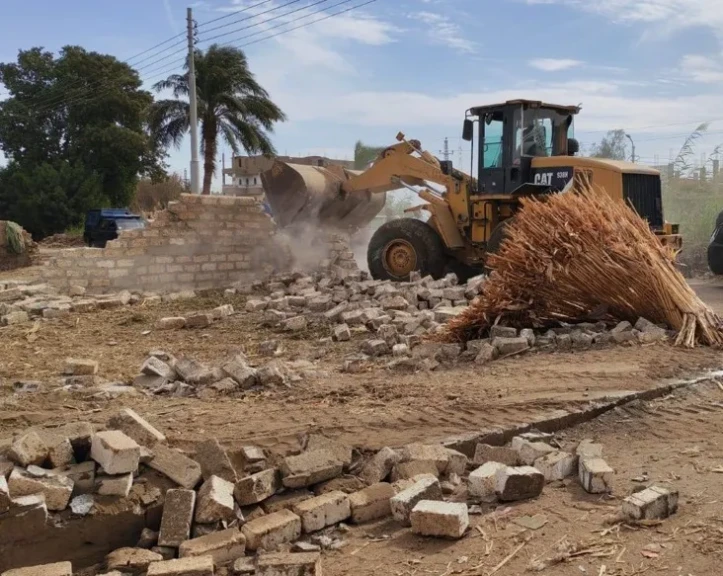 محافظ أسيوط: استرداد 1620 متر مربع وإزالة 35 حالة تعدي ضمن المرحلة الثالثة من الموجة 27 للازالات