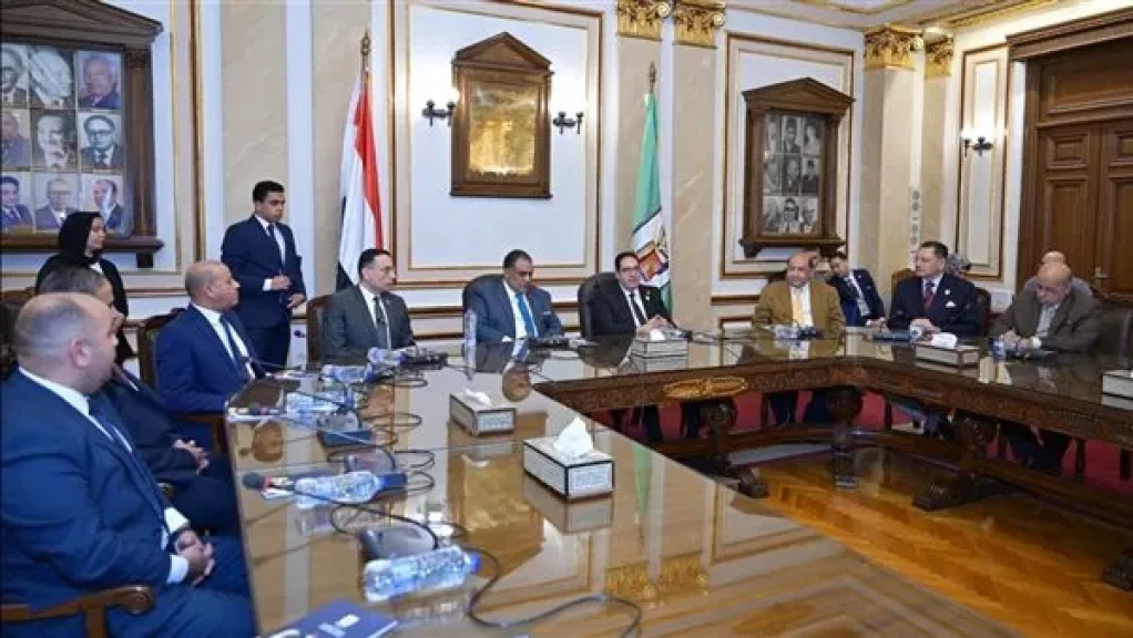 نادي قضاه جنوب سيناء وجامعه القاهره يوقعان بروتوكول تعاون الاول من نوعه لتعاون ثقافي توعوي