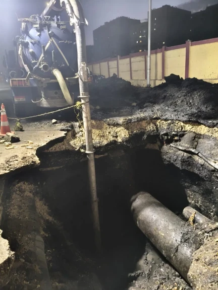 انقطاع المياه في بعض المناطق بالجيزة بسبب كسر مفاجئ في خط مياه