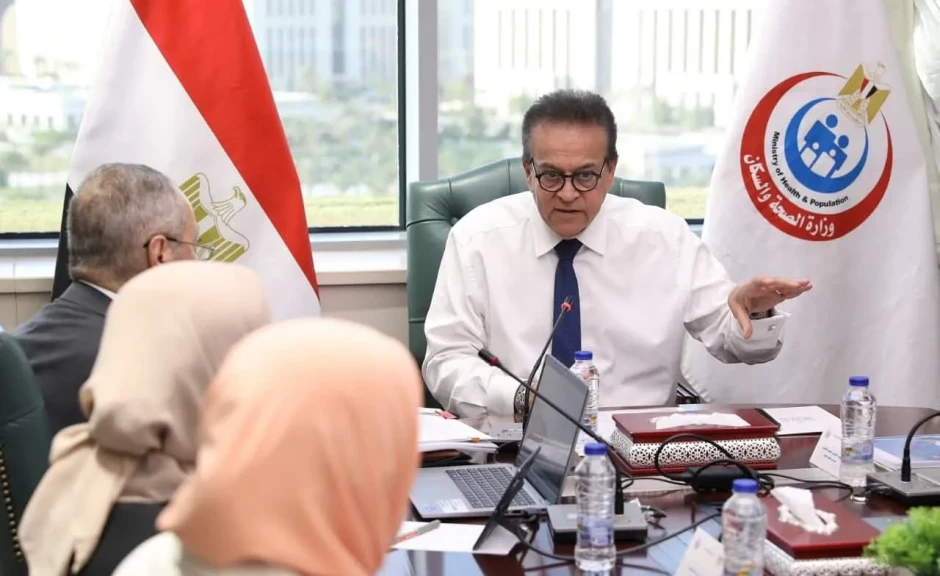 وزير الصحة: لا يوجد فيروسات جديدة وهناك ارتفاع فى انتشار الأنفلونزا الموسمية